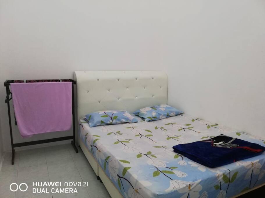 D'Haja 32 Klia Sepang With 2 Airconds & Free Wifi Villa Banting  Exterior photo